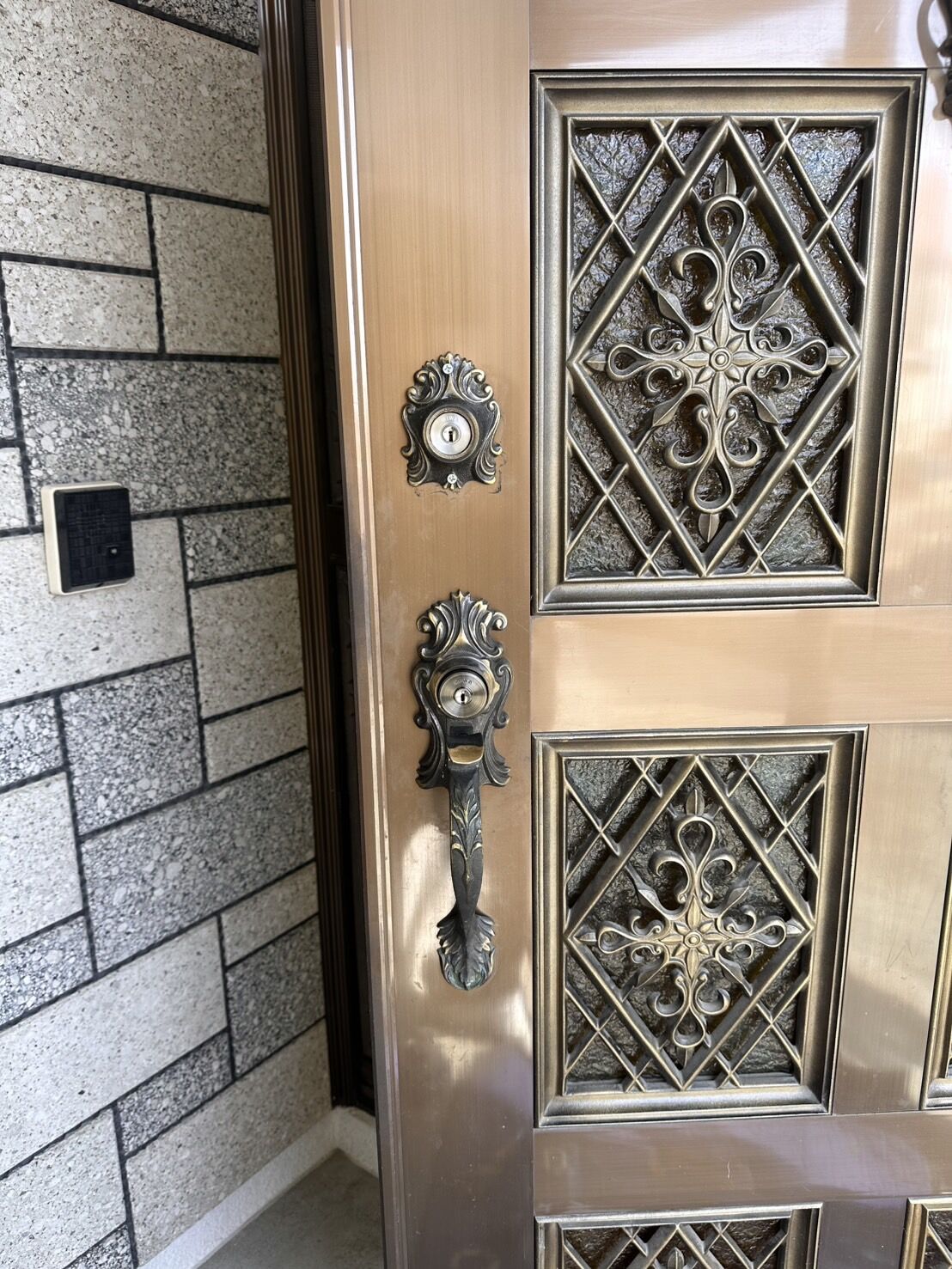 札幌市清田区｜玄関の防犯対策。高精度ディンプルキー「ティアキー」へのシリンダー交換事例