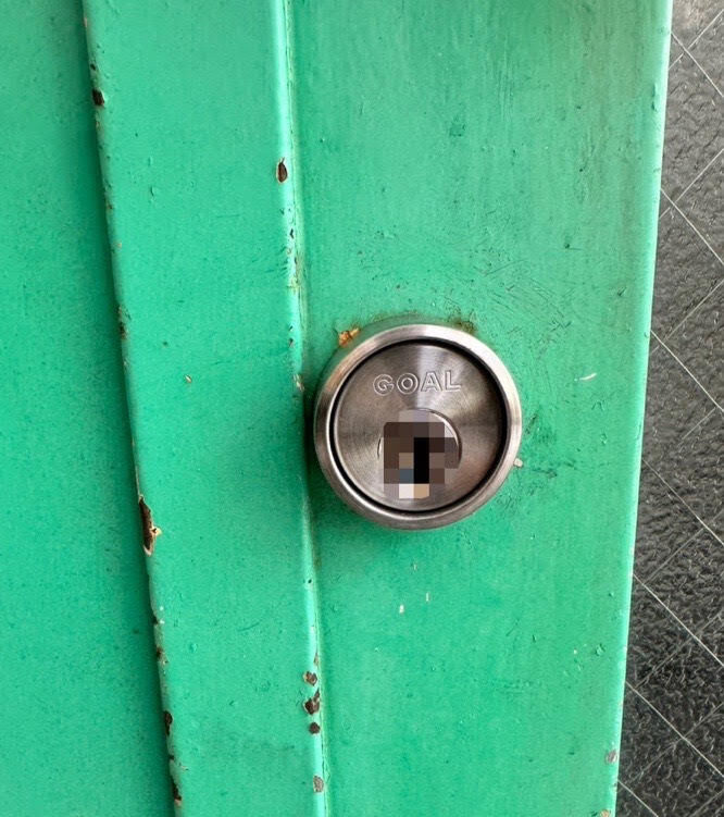 札幌市手稲区｜会社の玄関鍵が回りづらい！同メーカー品への即日交換で業務を無事開始