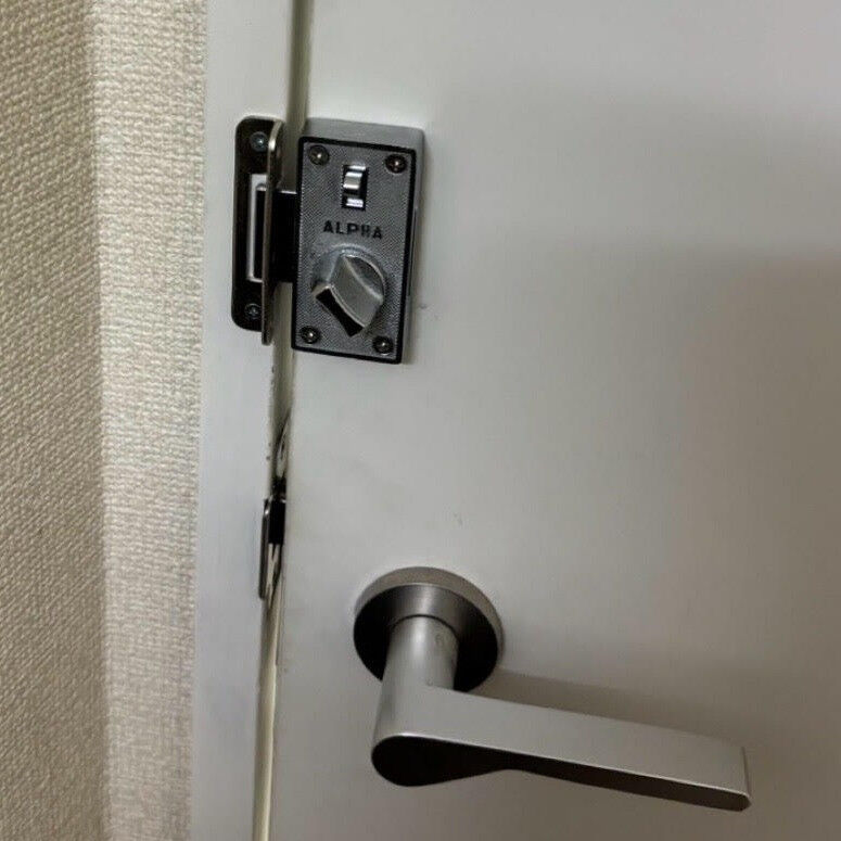 札幌市中央区｜店舗バックヤードに鍵の新規取付！コストを抑えた防犯対策をご提案